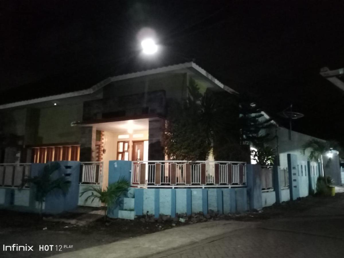 999 Khs 2 Homestay Gilimanuk Exteriér fotografie